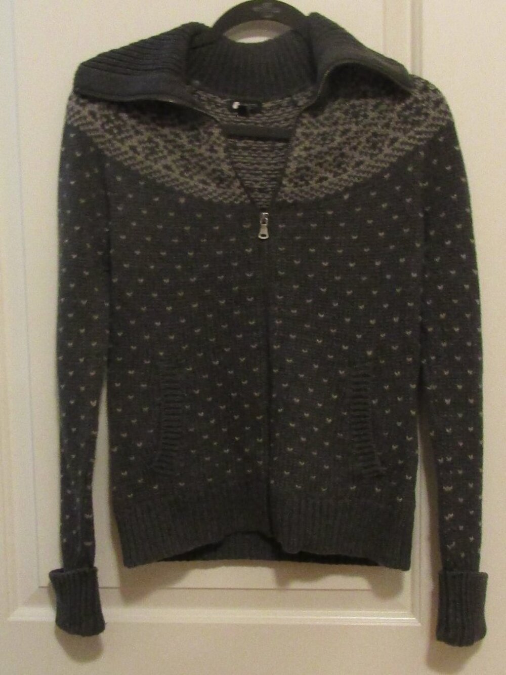 TALBOTS SZ XS Wool Blend Gray Fair Isle Full-Zip CARDIGAN SWEATER W/ White Dots